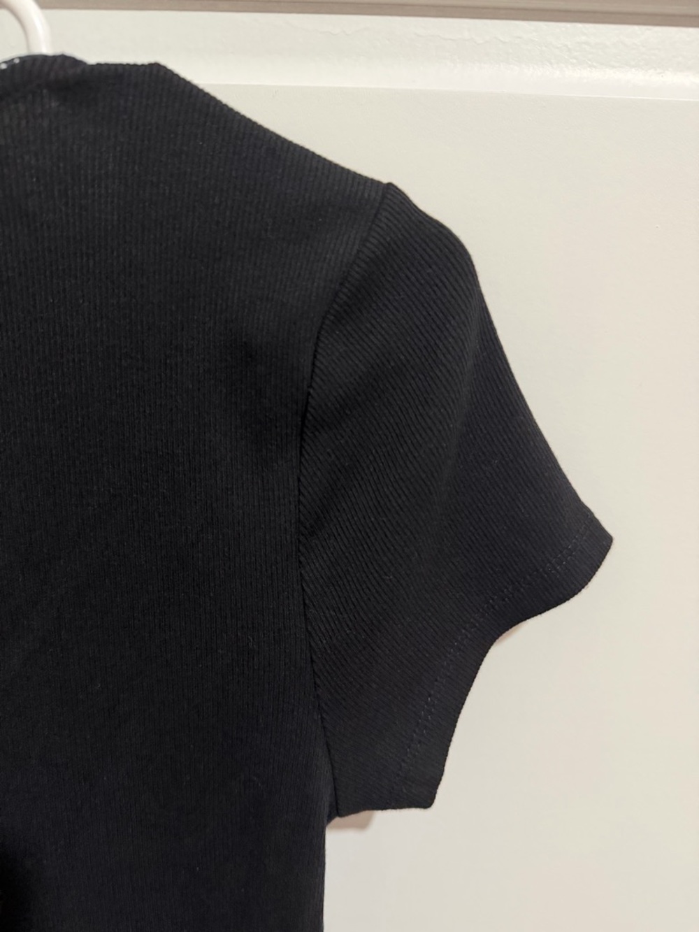 Old Navy Black Square Neck Short Sleeve Tee - Picture 4 of 4
